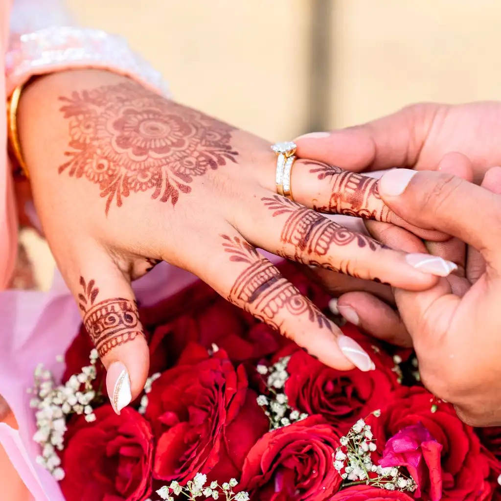 Luxury Bridal Henna (1 Hour) - Image 2