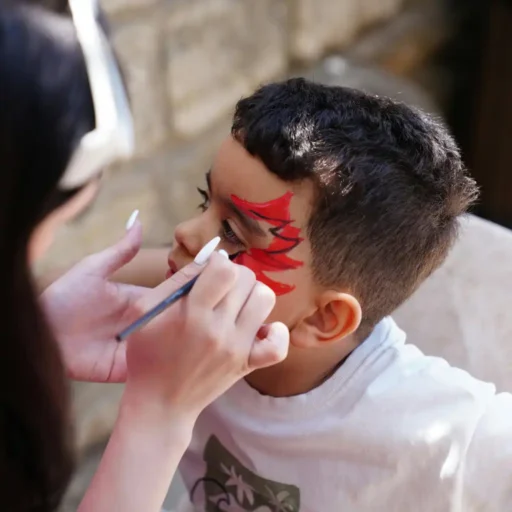 Face Painting & Balloon Twisting (2 Hours)