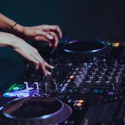 Female DJ Performance (2 Hours)